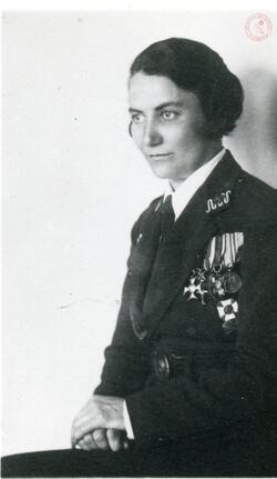Gen. Maria Wittekówna, widoczny Krzyż Niepodległości, Zbiory KHK (1)