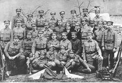 1913 Kraków (Nierozpoznani) Członkowie Związku Strzeleckiego Fot. NAC Sygn. 22-99-2